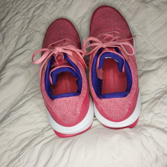 Adidas Pink Sneakers with Textured Fabric rapidRun cloud foam. Size 5 - Picture 10 of 11